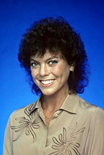 How tall is Erin Moran?